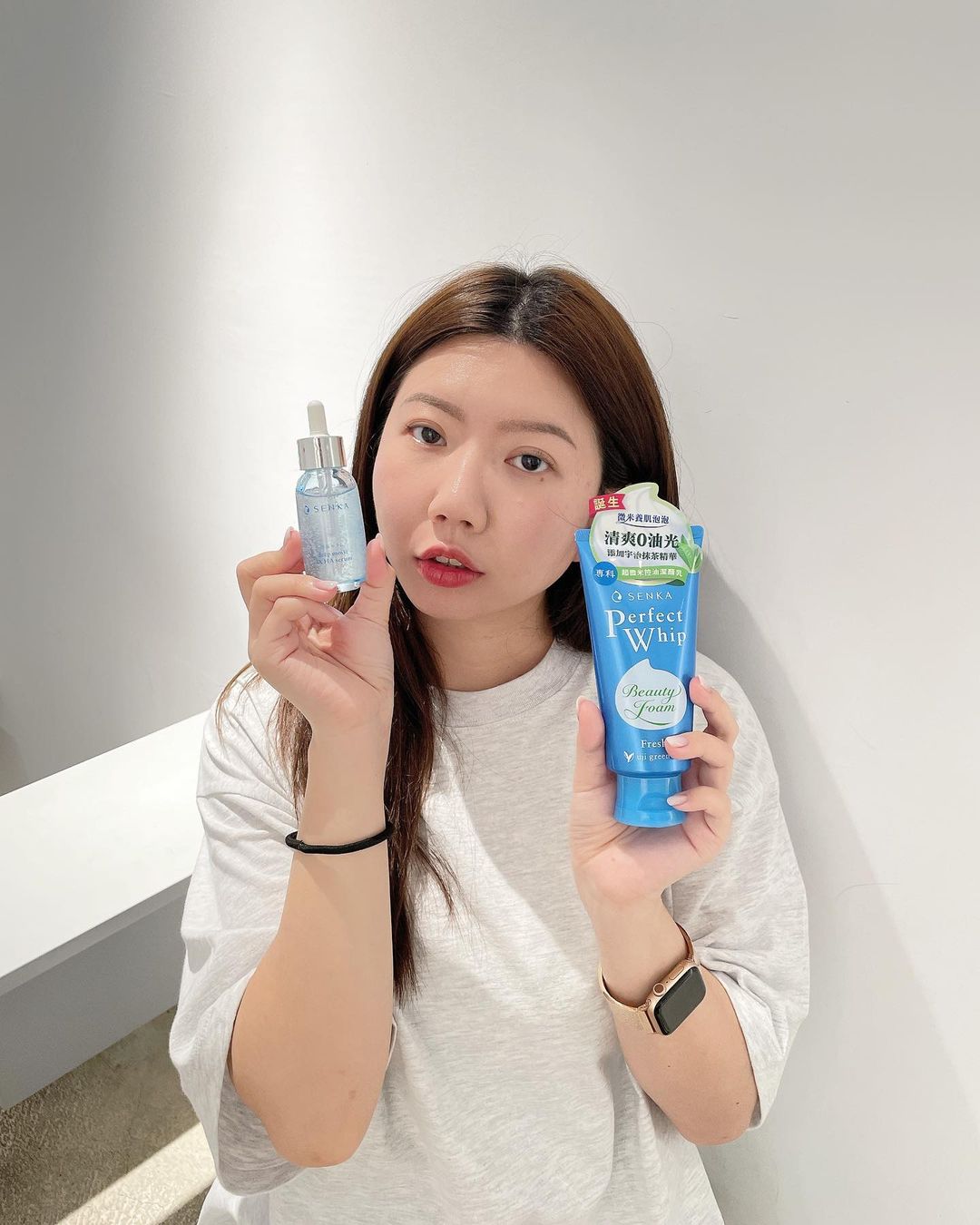senka 專科超微米潔顏乳+ 水潤保濕超微米瞬效精華