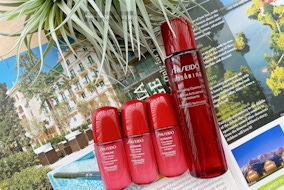 資生堂的「奇蹟露+小紅瓶」好評爆棚，超級推薦~~