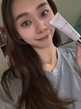 體驗「黃金御光盾牌」的防曬實力快來報名！Erwachen醒寤《御光臉部防曬精華乳》讓你享受陽光更安心！