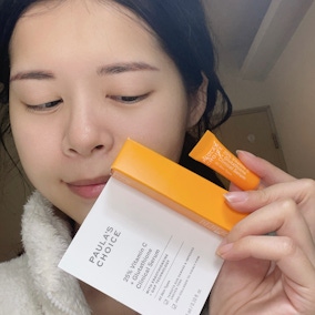 我的愛牌寶拉出新品啦😍吸收超快還很清爽的維他命C！