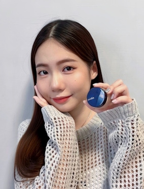 媚點『極上粉嫩保濕粉底霜』秋冬不再怕脫妝!❄️🩵