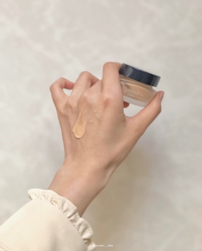 ☁️🍬’s Media媚點 極上粉嫩保濕粉底霜｜冬日細緻底妝💙