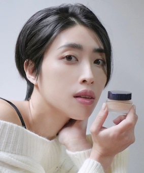 媚點極上粉嫩保濕粉底霜 清爽保濕推薦