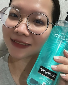 露得清全新沐浴露！推薦人氣熱賣的「海洋清香」香氛，限定體驗邀你試用評價！