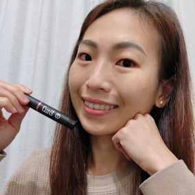 Curél珂潤 結合保濕潤色效果的潤浸保濕光透勻彩潤唇膏