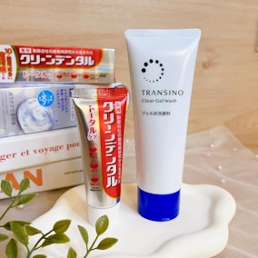 小紅管護理牙膏和TRANSINO淨亮毛孔卸妝洗面凝膠