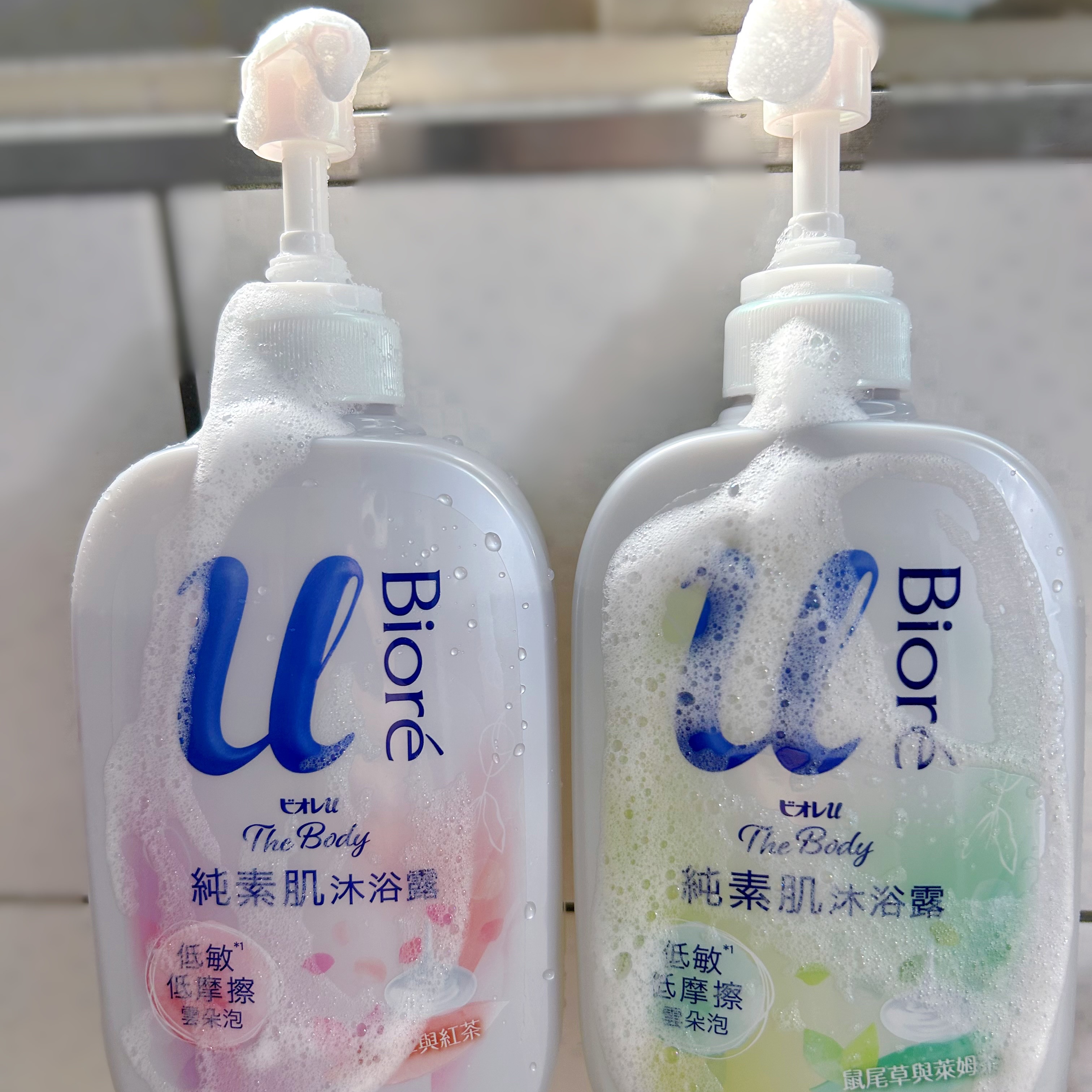 泡泡控Bioré《純素肌沐浴露》雲朵柔軟泡泡，享受療癒沐浴時光！