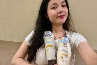 Aveeno艾惟諾《小光瓶》搭磨砂膏,7天滑嫩透亮超有感,讓我的肌膚平滑0瑕疵