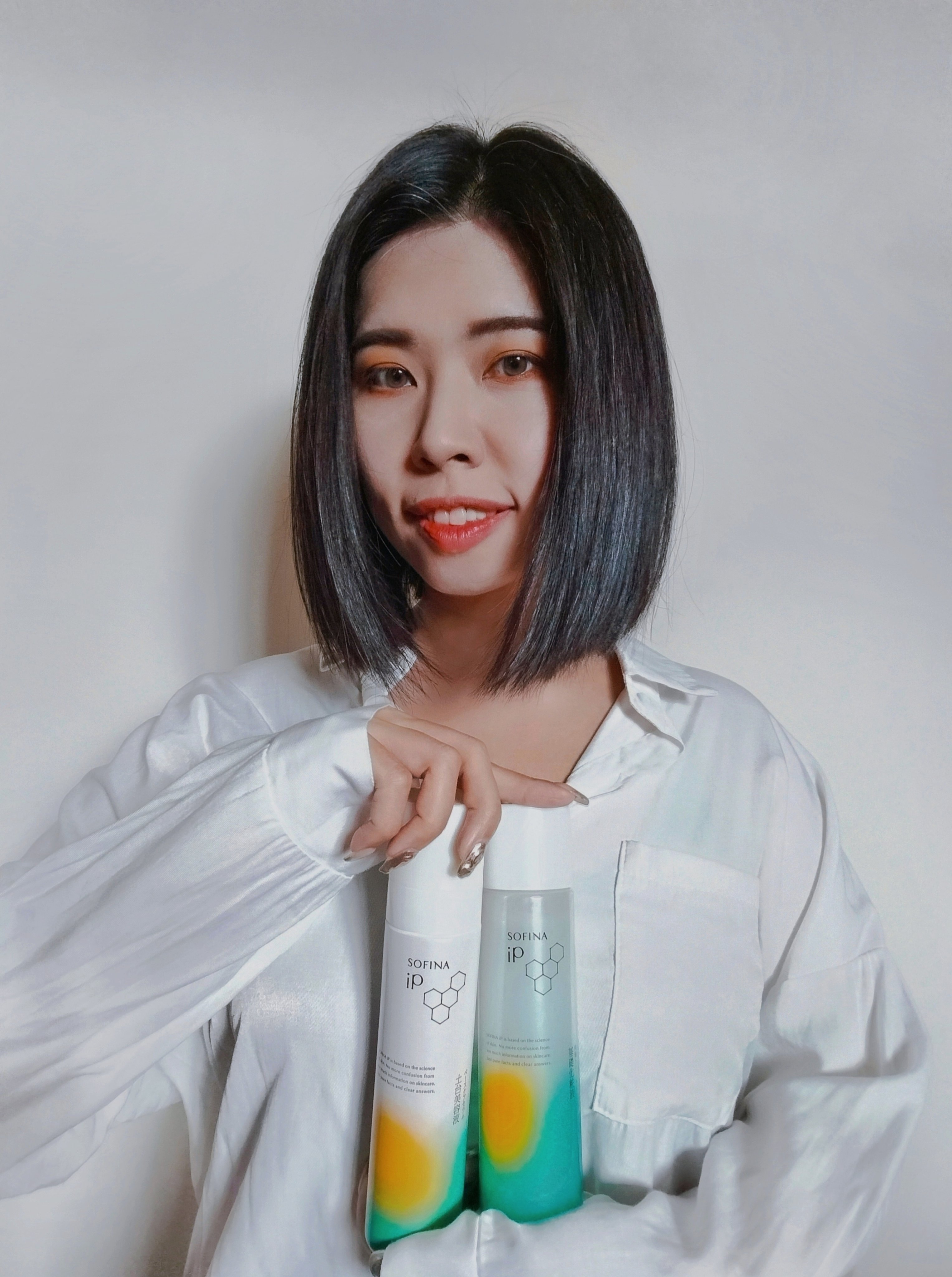SOFINA iP全新 《角質修護恆潤精萃水》肌底的湧水潤澤感