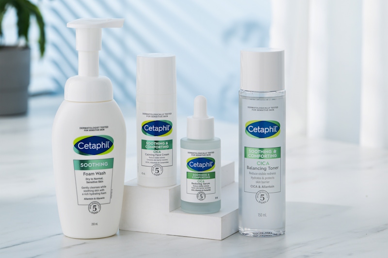 皮膚科最大藥廠品牌推出全新敏弱肌修護保養,瞬緩紅癢乾繃¹,3天見證彈嫩亮¹,專櫃粉也變心! 皮膚科最大藥廠品牌推出全新敏弱肌修護保養,瞬緩紅癢乾繃¹,3天見證彈嫩亮¹,專櫃粉也變心!