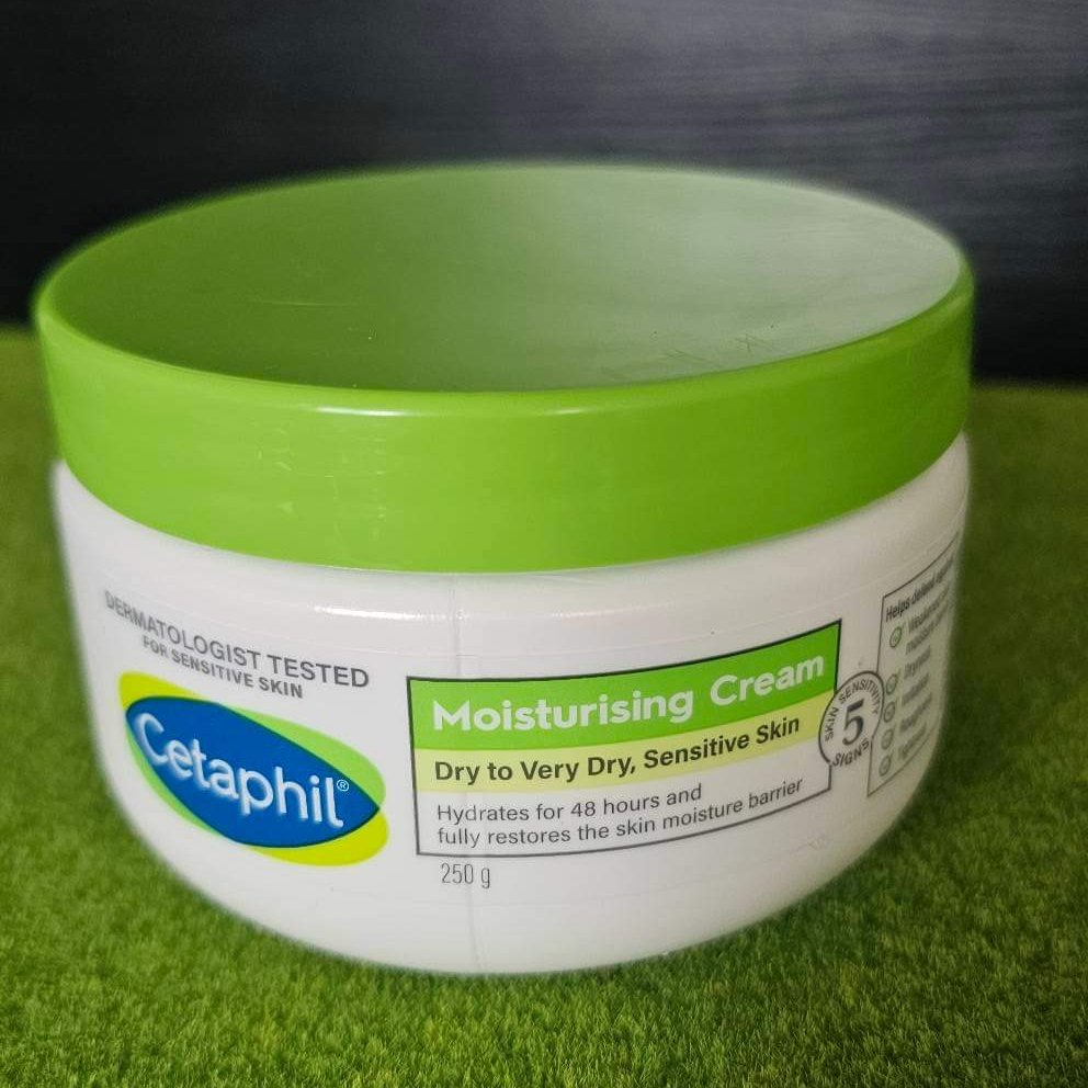 Cetaphil舒特膚長效潤膚霜拯救我乾燥的肌膚！！