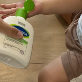 舒特膚長效潤膚乳-穩潤彈？