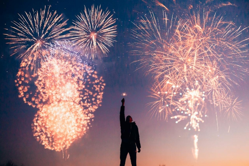 2025年1月星座運勢：金牛人際旺、雙子工作受肯定、魔羯溝通變順、天蠍愛情燃燒