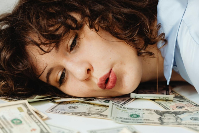 2025星座運勢排行「最有可能加薪」星座揭曉！魔羯找到平衡點﹑雙子下半年起飛、金牛專注喜歡的事就有錢