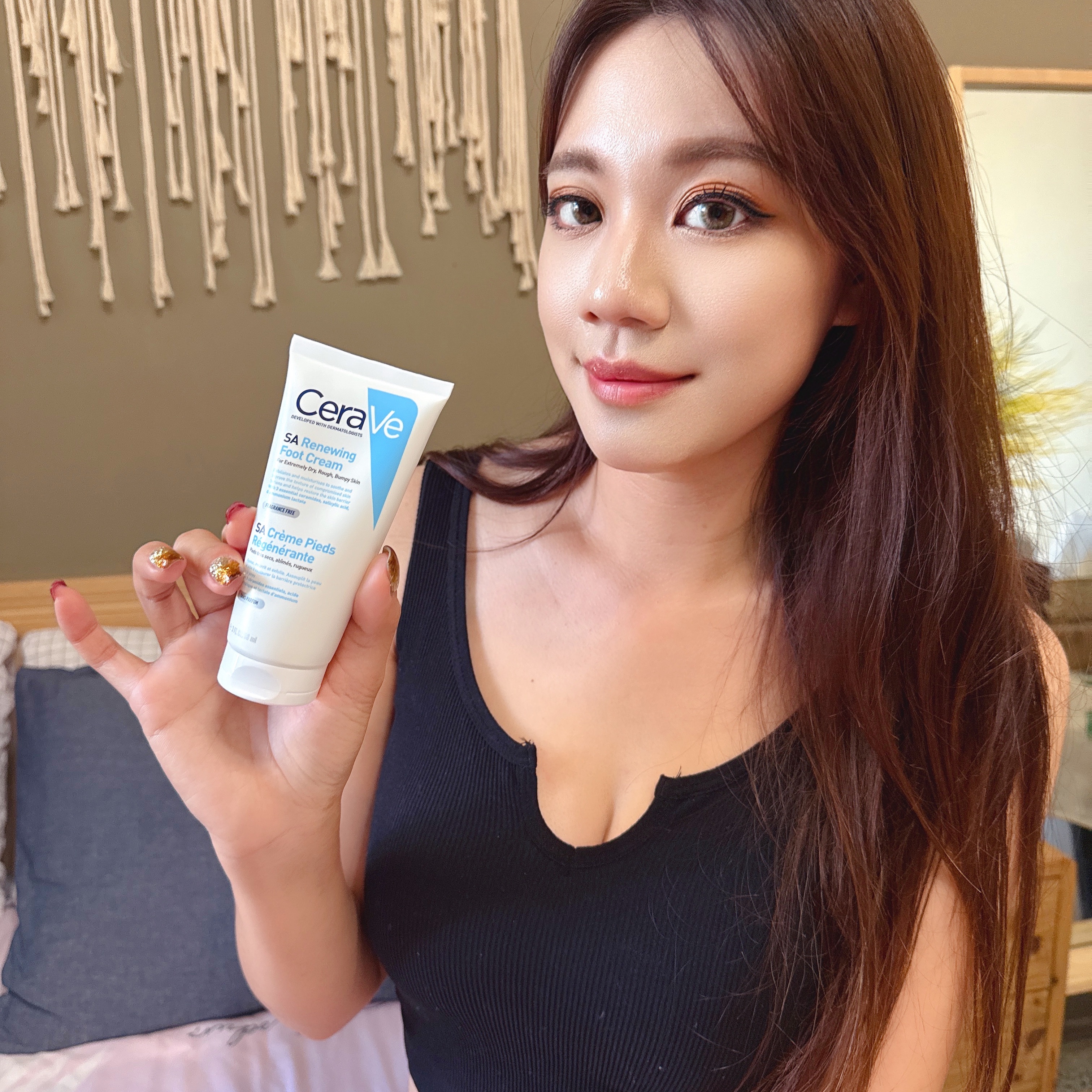 CeraVe B3水楊酸煥膚修護美體霜，冬天乾裂救星