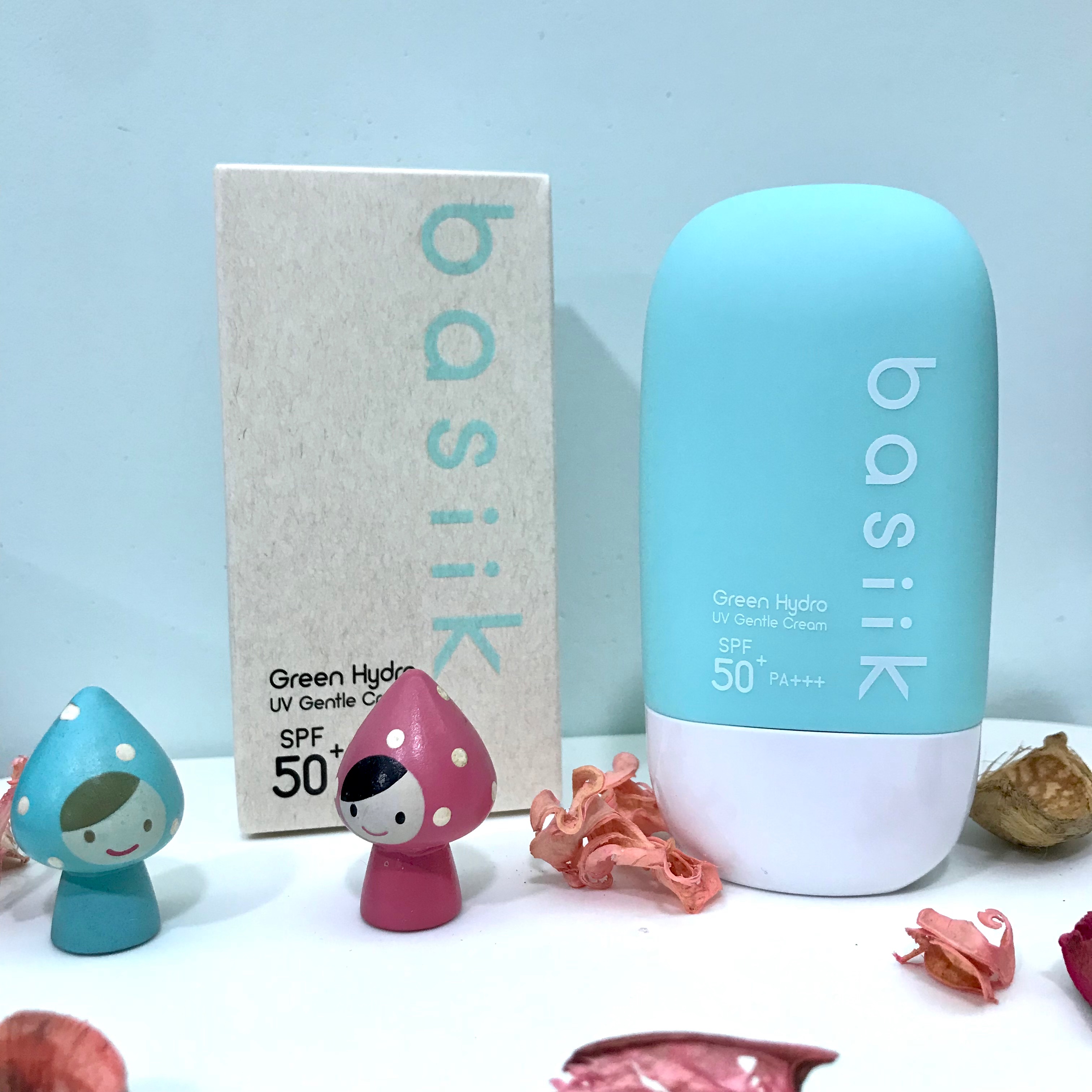 basiik微生平衡清爽物理防曬乳 恰如其名 清爽好推不黏膩