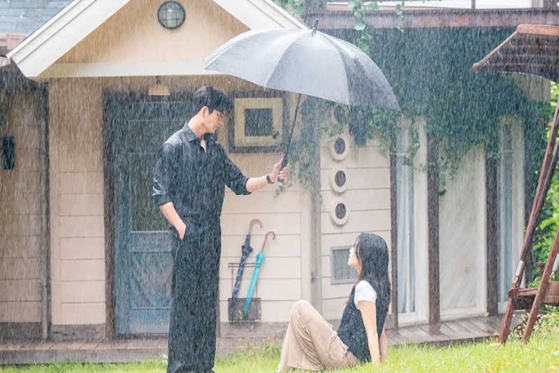 《愛情發芽中》第2集就啵啵！《禹英禑》暖男姜泰伍變身西裝霸總、與《酒鬼》李善彬馬鈴薯研究員的胡鬧治癒系愛情