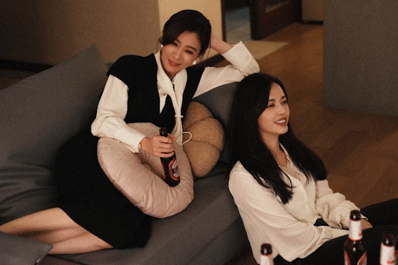 《以美之名》開播好評一面倒!賈靜雯姚晨雙女主醫療劇、整形只為「變美」不行嗎? 《以美之名》開播好評一面倒!賈靜雯姚晨雙女主醫療劇、整形只為「變美」不行嗎?