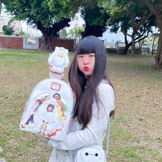 LOUNGEFLY的3款10週年大英雄天團限定系列