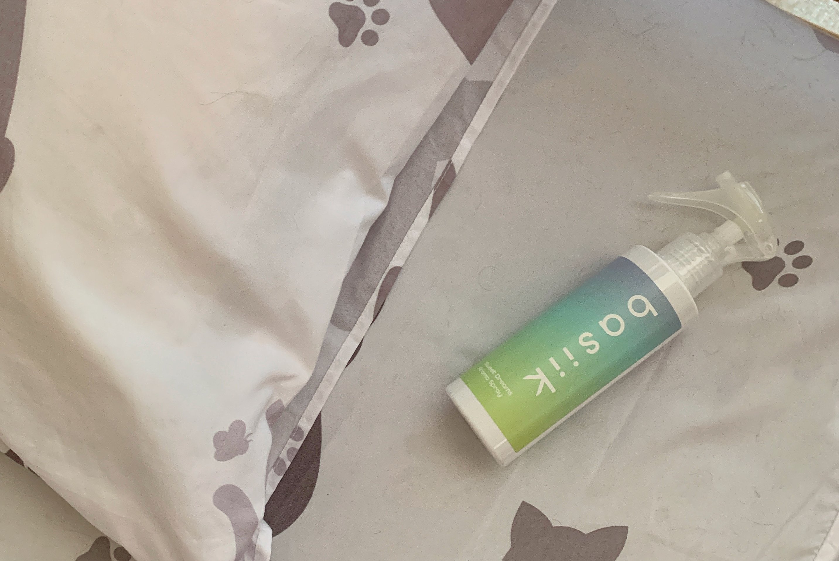 告別失眠夜！讓 basiik《一夜好夢天然精油舒眠噴霧》帶你進入深度睡眠