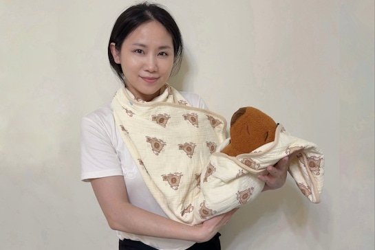 [育兒]DORISANN朵麗絲安【Chumi啾米圍裙式浴巾】Cindy開箱