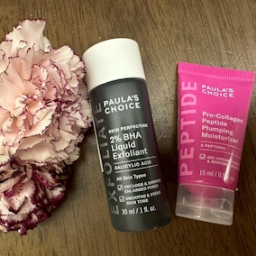 寶拉珍選 2%水楊酸精華液x高效胜肽膠原緊緻霜，打造澎潤蘋果肌