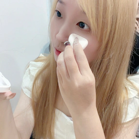 自然透亮＋零厚重感