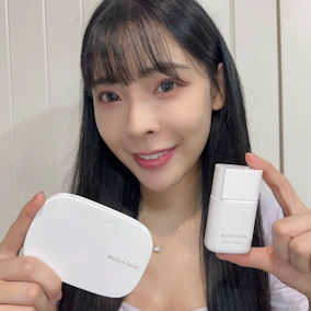 media luxe媚點「雪紡親膚粉餅」全新粉嫩色｜一拍就愛上的細緻澎亮