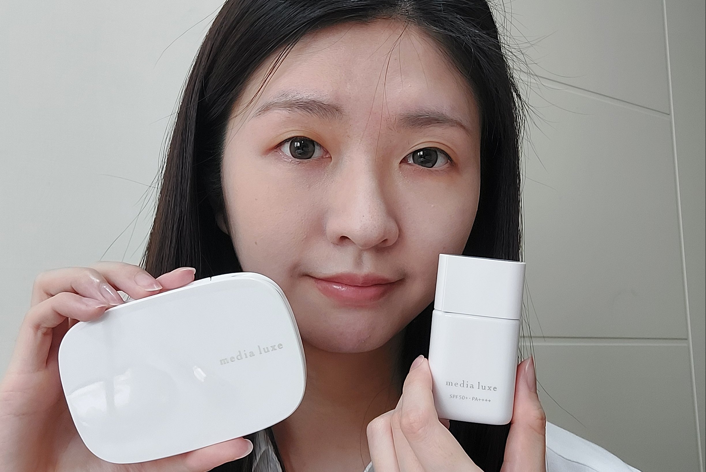 💙​media luxe 媚點「雪紡親膚粉餅」：油肌也能擁有的輕盈裸光感！