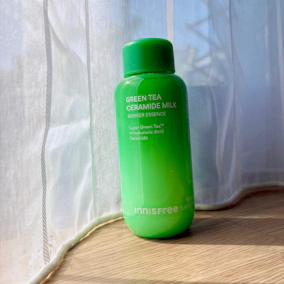 【INNISFREE 綠茶神經醯胺牛奶水精華｜乾皮救星，養出透亮牛奶嫩肌🥛】