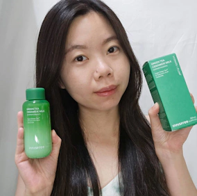 想要牛奶肌？就用INNISFREE綠茶神經醯胺牛奶水精華，水感精華質地超輕盈！輕鬆擁有牛奶般的滑嫩肌膚