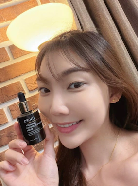 DR.WU超逆齡肌因再生精華(PDRN升級版)，讓肌膚重新找回細緻透亮感！
