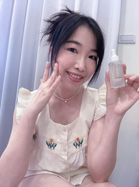 Oui Organic 唯有機法國絲絨玫瑰石光活膚精華 穩定膚況彈潤有光澤